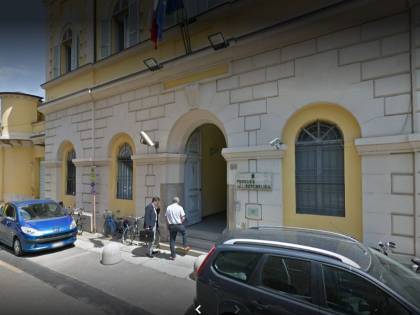 Piacenza, sequestra e stupra giovane italiana: nigeriano a processo